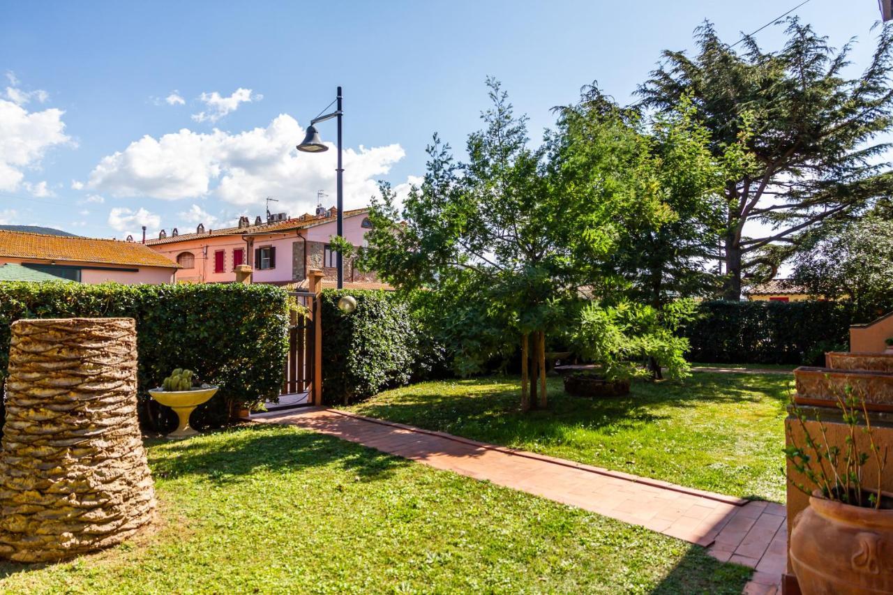 Апартаменты Casa Andrea Кастильоне-делла-Пеская Экстерьер фото